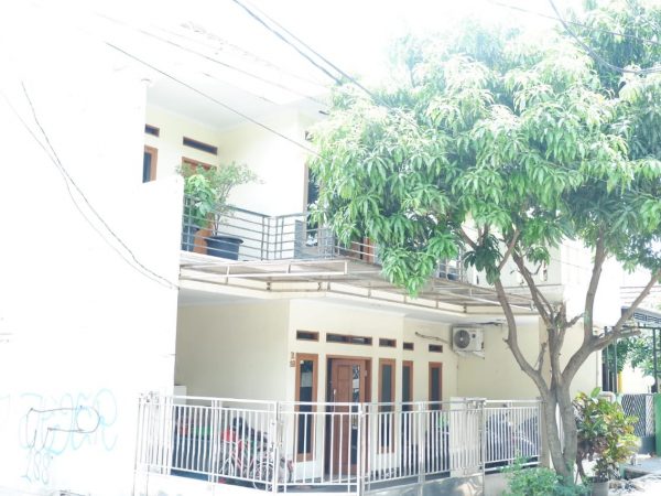 Rumah Second Full Furnished Siap Huni dalam Perumahan di Sukmajaya, Depok
