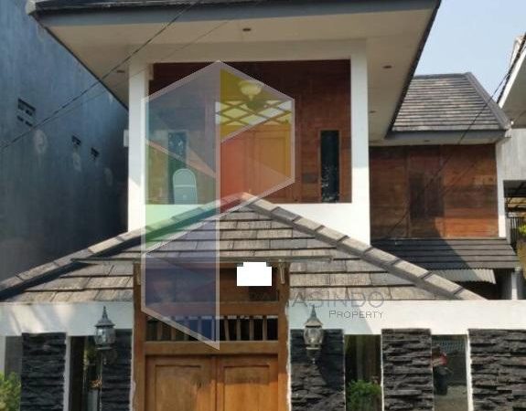 Rumah Klasik dan Unik di Jalan Pinang 2 Limo, Depok