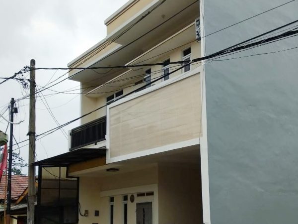 Rumah 2 Lantai Siap Huni 980 Juta di Pancoran Mas, Depok