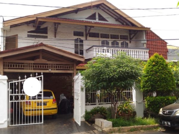 Rumah Mewah Dalam Komplek DKI Pondok Kelapa