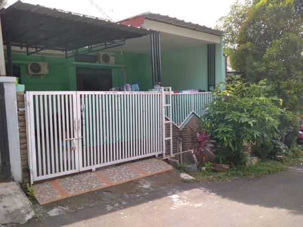 Rumah Second Terawat dijual Murah Kalimulya