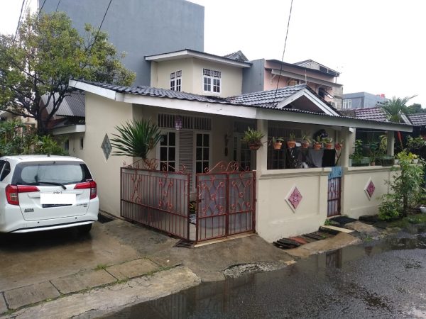Rumah second Perum Kelapa Dua Tangerang