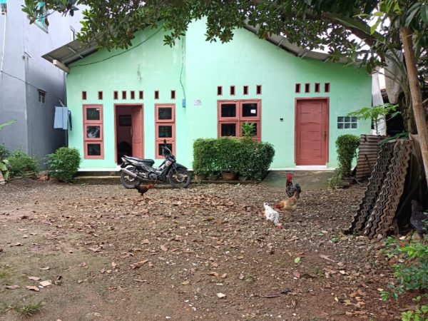 Rumah Secondary Dengan Tanah Luas di Jatijajar Tapos Depok