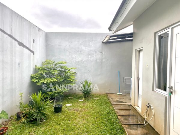 rumah cantik metlan menteng