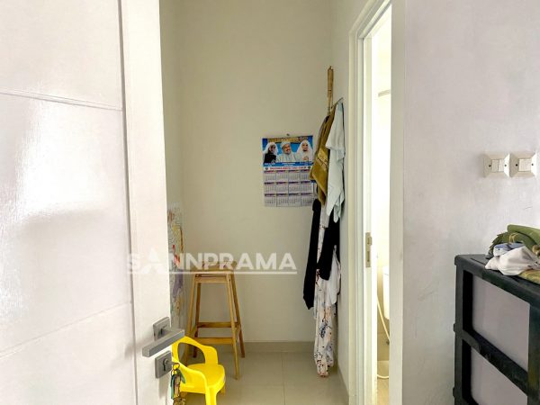 rumah cantik metlan menteng