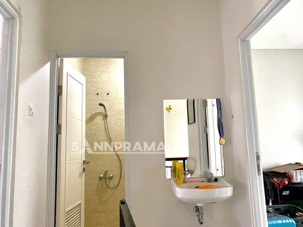 rumah cantik metlan menteng