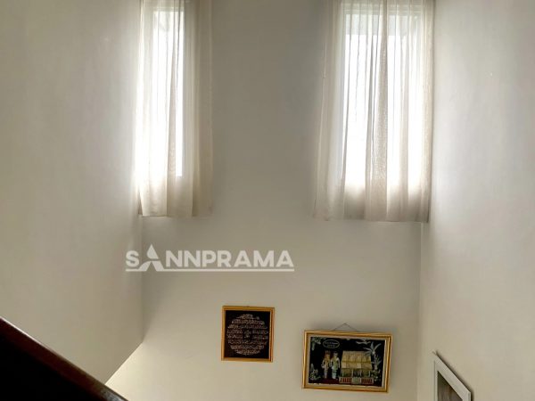 rumah cantik metlan menteng