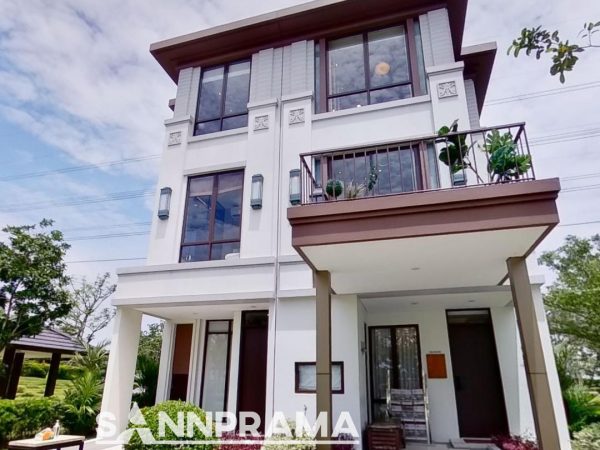 The Flexible Rumah 3 Lantai Minimalis di Kota Mandiri Swan City