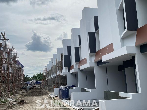 nano townhouse pamulang