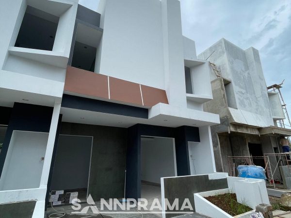 nano townhouse pamulang
