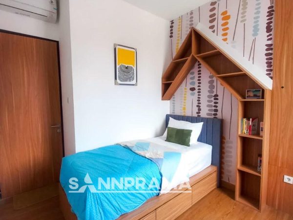 nano townhouse pamulang