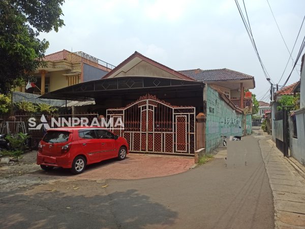Rumah Hook Mewah di Jalan Utama Kavling DKI Jagakarsa (rn)