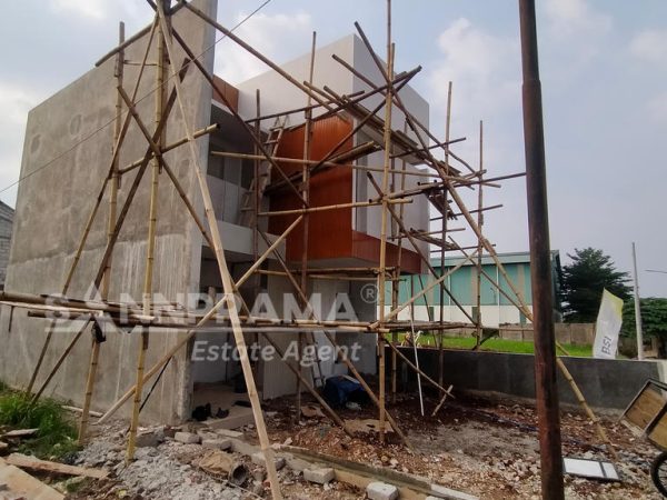 RUMAH dijual cinangka depok sannprama