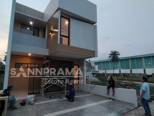 RUMAH dijual cinangka depok sannprama
