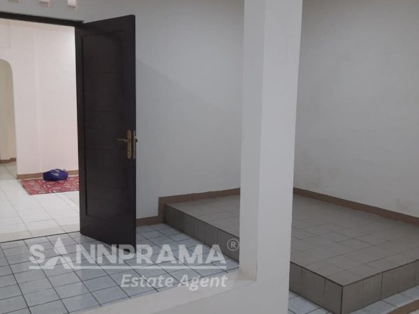 Rumah dijual pondok gede