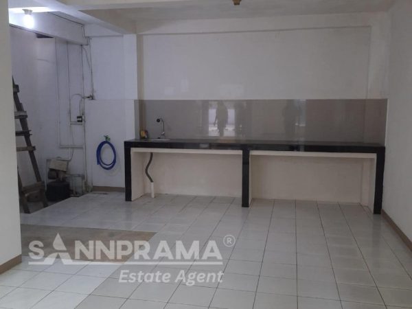 Rumah dijual pondok gede
