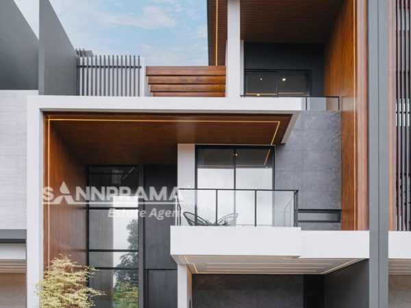 Rumah 3 Lantai plus LIFT di Cluster Hannam Kawasan Shila Depok