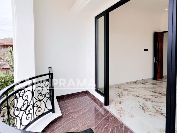 rumah mewah jagakarsa sannprama