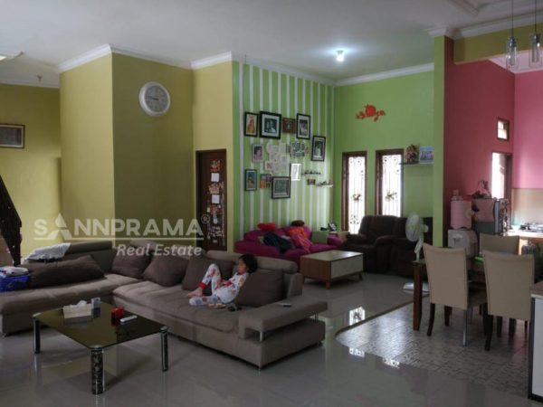 rumah mewah jagakarsa