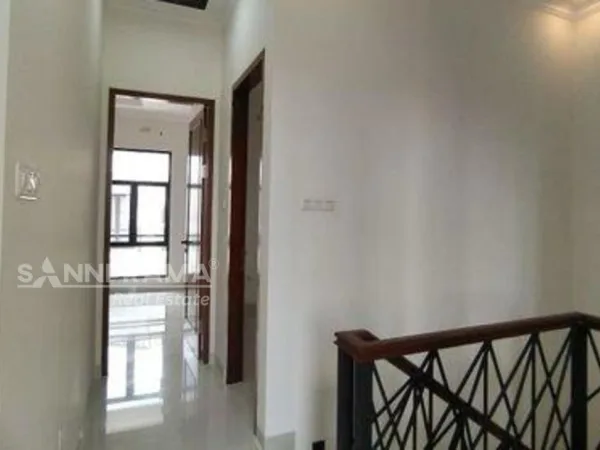rumah 2 lantai tanah baru sannprama