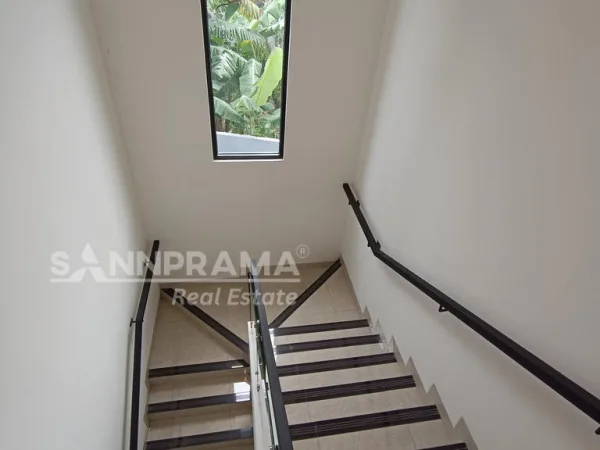 astara townhouse meruyung sannprama