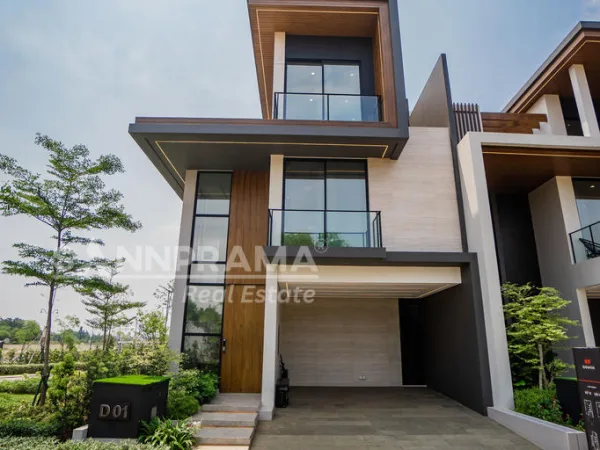 Rumah Sultan Type 8, 3 Lantai + Lift di Kawasan Shila