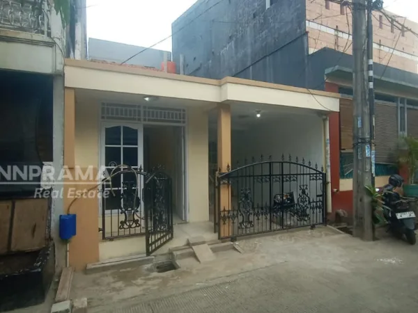 Rumah 3 Kamar dalam Perumahan Pondok Kacang Timur Tangsel -bos-