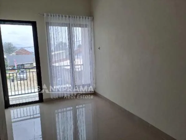 rumah 2 lantai jatisampurna