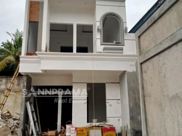 RUMAH MEWAH 2 LANTAI CUKUP BAYAR 3 JUTA ALL IN -rohkus-