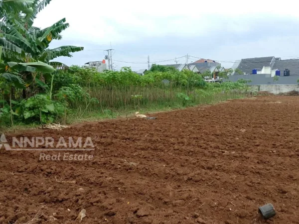 Tanah SHM - di bawah NJOP Pinggir Jalan Cocok untuk Cluster - rn-