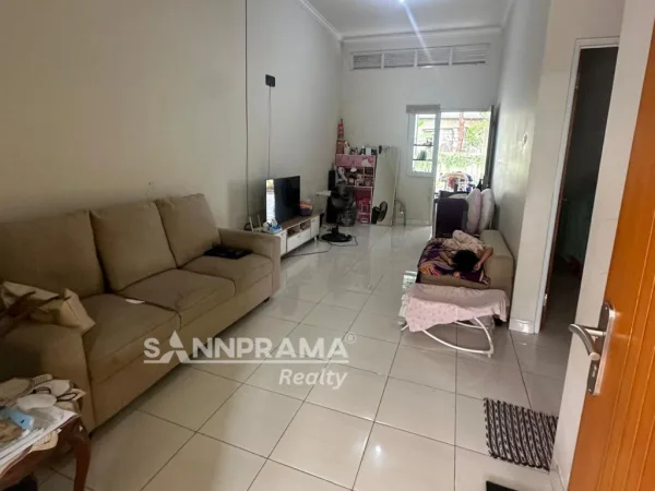 rumah second vila rizki ilhami 2 depok