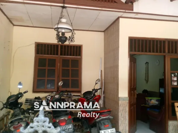 rumah second beji depok