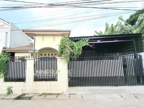 Rumah Luas Mewah di dekat Samsat & Pesona Square -retam-