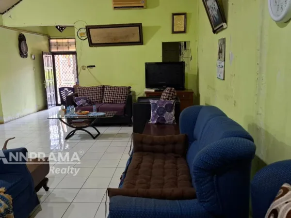 rumah dijuAL DI pondok pekayon indah sannprama