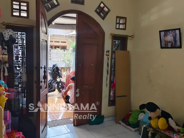 Rumah 2 Lantai Dalam Komplek Cilincing -Asp-