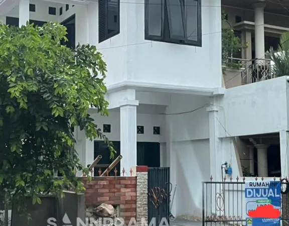 RUMAH 2 LANTAI BEJI SANNPRAMA