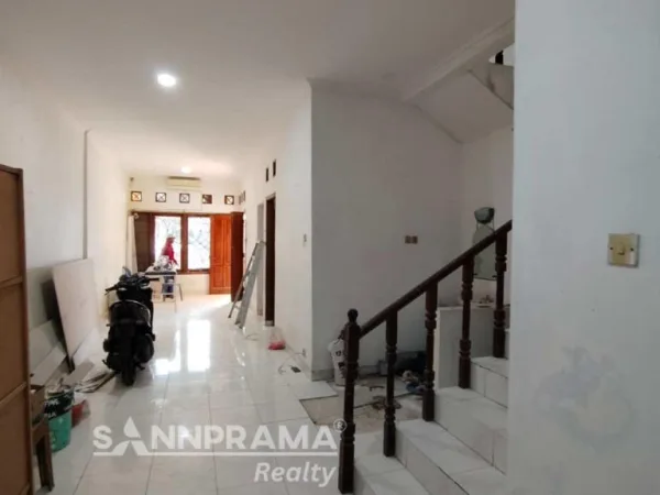 RUMAH 2 LANTAI BEJI SANNPRAMA