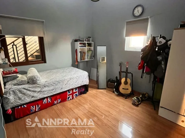 rumah dijual tanah baru depok