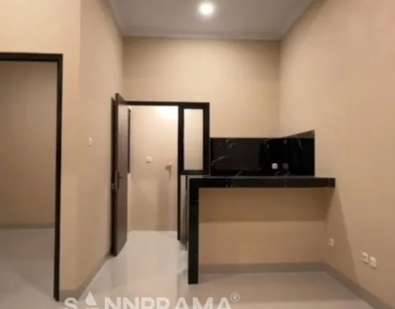 RUMAH dijual pancoran mas