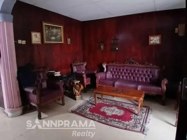 RUMAH SECOND BEJI SANNPRAMA