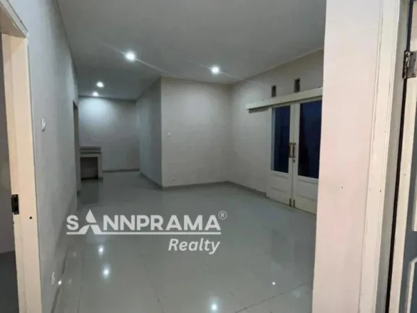 RUMAH DIJUALKUKUSAN DEPOK SANNPRAMA