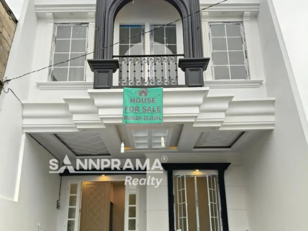 RUMAH 2 LANTAI TANAH BARU DEPOK