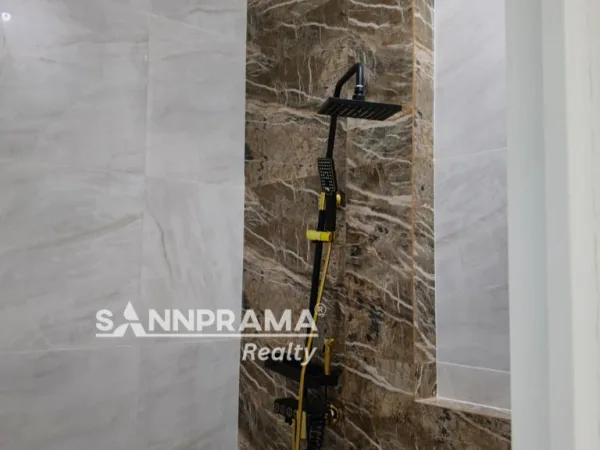 RUMAH 2 LANTAI TANAH BARU DEPOK