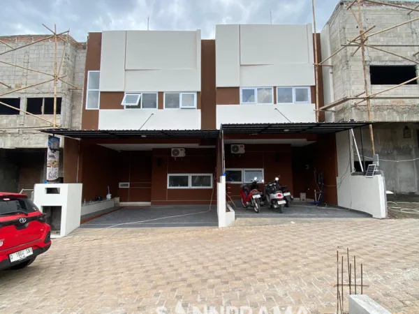 rumah dijual dekat tol limo sannprama