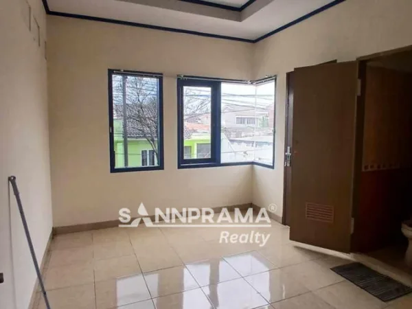 rumah ruko disewakan di depok