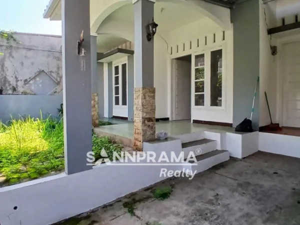RUMAH dijual bella casa residence depok