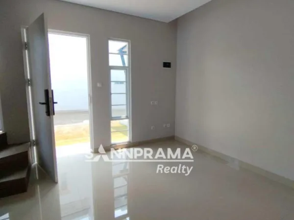 Perumahan Fenomena Jatiraden Town House