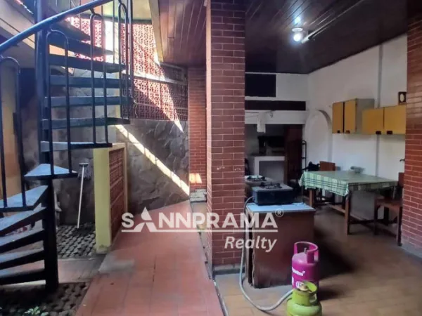 rumah dijual senen jakarta pusat