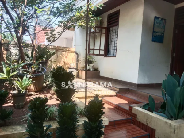 rumah dijual mampang depok