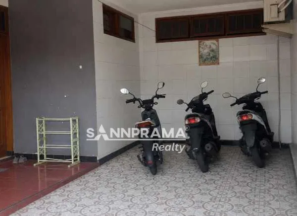 rumah dijual tanah baru depok